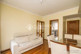Apartamento com 2 Quartos à venda, 60m² no Petrópolis, Porto Alegre - Foto 2