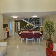 Sobrado com 4 Quartos à venda, 384m² no Vila Vioto, Jundiaí - Foto 1