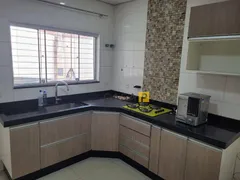 Casa com 3 Quartos à venda, 150m² no Jardim Residencial Veccon, Sumaré - Foto 19