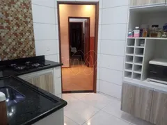 Casa de Condomínio com 2 Quartos à venda, 132m² no Jardim Maria Luiza V, Araraquara - Foto 4