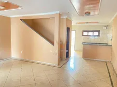 Casa com 3 Quartos à venda, 200m² no Maraponga, Fortaleza - Foto 2