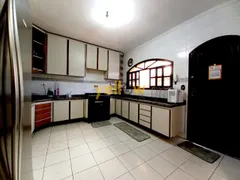 Casa com 4 Quartos à venda, 275m² no Center Ville, Arujá - Foto 4