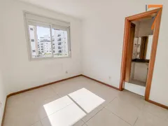 Apartamento com 3 Quartos para alugar, 96m² no Abraão, Florianópolis - Foto 2