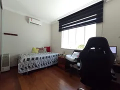 Casa com 3 Quartos à venda, 263m² no Santa Cruz, Belo Horizonte - Foto 15