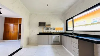 Casa com 3 Quartos à venda, 250m² no Vila Azenha, Nova Odessa - Foto 1