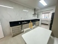 Apartamento com 3 Quartos para alugar, 199m² no Ponta da Praia, Santos - Foto 41