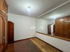 Casa com 3 Quartos para alugar, 403m² no Petropolis, Londrina - Foto 39