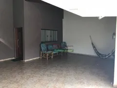 Casa com 4 Quartos à venda, 290m² no Vila Areao, Taubaté - Foto 2