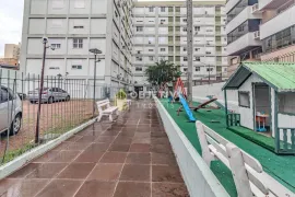 Apartamento com 2 Quartos à venda, 56m² no Menino Deus, Porto Alegre - Foto 3