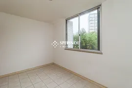 Apartamento com 3 Quartos para alugar, 76m² no Mont' Serrat, Porto Alegre - Foto 14