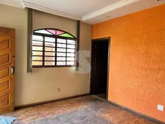 Casa com 4 Quartos à venda, 133m² no Glória, Contagem - Foto 4