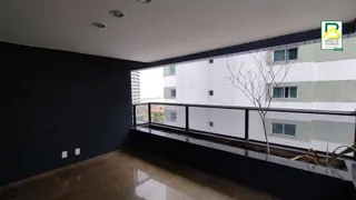 Apartamento com 3 Quartos para alugar, 210m² no Meireles, Fortaleza - Foto 7