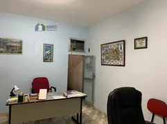 Casa Comercial com 3 Quartos para alugar, 400m² no Centro, Nova Iguaçu - Foto 8