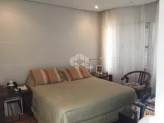 Casa com 3 Quartos à venda, 370m² no Setimo Ceu, Porto Alegre - Foto 9