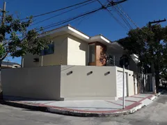 Casa com 4 Quartos à venda, 200m² no Interlagos, Vila Velha - Foto 5