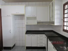 Sobrado com 3 Quartos para alugar, 152m² no São Vicente, Londrina - Foto 15