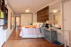 Casa com 3 Quartos à venda, 574m² no Vila Assunção, Porto Alegre - Foto 40