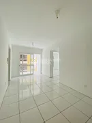 Apartamento com 3 Quartos à venda, 71m² no Cavalhada, Porto Alegre - Foto 2