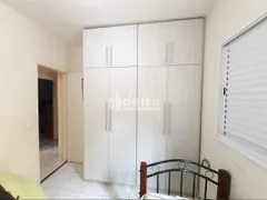 Apartamento com 3 Quartos à venda, 76m² no Umuarama, Uberlândia - Foto 6