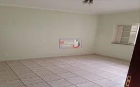 Casa com 3 Quartos à venda, 184m² no Vila Rezende, Franca - Foto 4