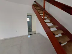 Casa com 2 Quartos à venda, 98m² no Bacaxá, Saquarema - Foto 4