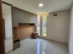 Casa com 3 Quartos à venda, 210m² no Cidade Satélite São Luiz, Aparecida de Goiânia - Foto 8