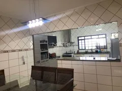 Casa com 3 Quartos à venda, 222m² no Jardim Pinheiros Vila Xavier, Araraquara - Foto 3