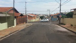 Casa com 3 Quartos para alugar, 250m² no Jardim Sao Carlos, São Carlos - Foto 2