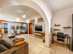 Casa com 3 Quartos à venda, 228m² no Jardim São Roque, Americana - Foto 2