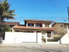 Casa com 4 Quartos à venda, 202m² no Bucarein, Joinville - Foto 2