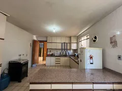 Casa com 4 Quartos à venda, 272m² no Vista Alegre, Curitiba - Foto 20