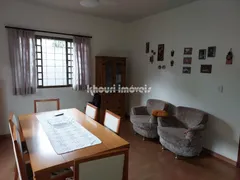 Casa com 3 Quartos à venda, 250m² no Jardim Tabaetê, Maringá - Foto 14