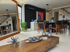 Apartamento com 3 Quartos à venda, 243m² no Barra da Tijuca, Rio de Janeiro - Foto 8