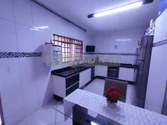 Casa de Vila com 2 Quartos à venda, 100m² no Jardim Parana, Sorocaba - Foto 3