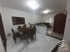 Casa com 4 Quartos à venda, 185m² no Vila Rica, Pindamonhangaba - Foto 1