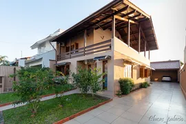 Casa com 4 Quartos à venda, 252m² no Estância Velha, Canoas - Foto 2