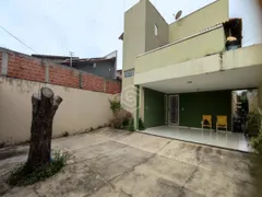 Casa com 3 Quartos para alugar, 160m² no São João, Teresina - Foto 2