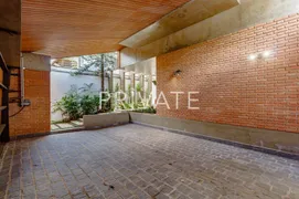 Casa com 4 Quartos para alugar, 418m² no Jardim América, São Paulo - Foto 2