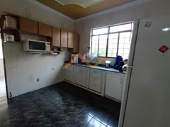 Casa com 3 Quartos à venda, 210m² no Iguacu, Ipatinga - Foto 17