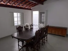 Casa com 3 Quartos à venda, 220m² no Brasil, Uberlândia - Foto 5