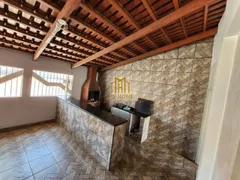 Casa com 3 Quartos à venda, 113m² no Vila Brasilia Complemento, Aparecida de Goiânia - Foto 3
