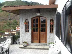 Casa com 5 Quartos à venda, 500m² no Varzea, Teresópolis - Foto 3