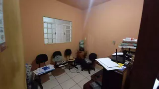 Casa com 3 Quartos à venda, 181m² no Taiaman, Uberlândia - Foto 5