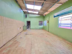 Galpão / Depósito / Armazém à venda, 202m² no Santa Maria Goretti, Porto Alegre - Foto 3