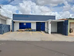 Casa Comercial com 3 Quartos para venda ou aluguel, 282m² no Jardim Sumare, Ribeirão Preto - Foto 2