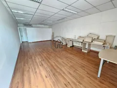 Conjunto Comercial / Sala para alugar, 75m² no Distrito Industrial Benedito Storani, Vinhedo - Foto 1