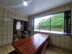 Casa com 3 Quartos para alugar, 240m² no Itaum, Joinville - Foto 10