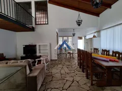 Sobrado com 4 Quartos para venda ou aluguel, 310m² no Santos Dumont, Londrina - Foto 1