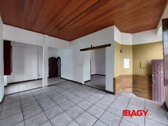 Conjunto Comercial / Sala para alugar, 58m² no Ribeirão da Ilha, Florianópolis - Foto 2