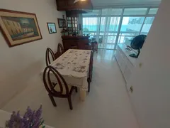 Apartamento com 3 Quartos para alugar, 140m² no Vila Luis Antonio, Guarujá - Foto 2